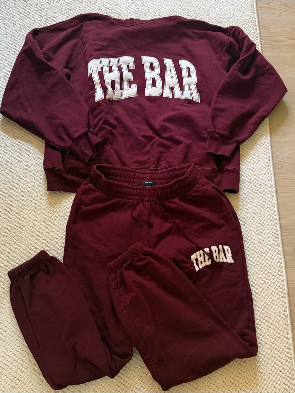 The Bar matching sweat set